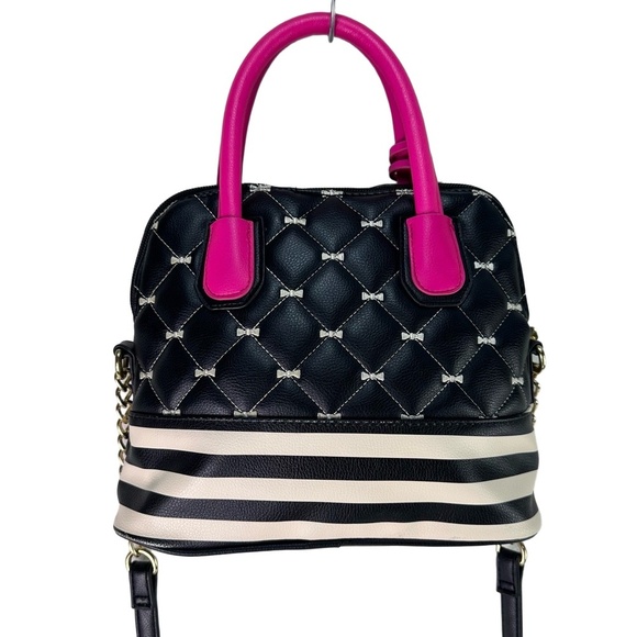 Betsey‎ Johnson Black Striped Quilted Bows Pink Handles Fur Keychain Satchel Bag - Picture 3 of 9